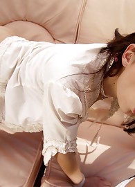 Jennifer Max Photo 2