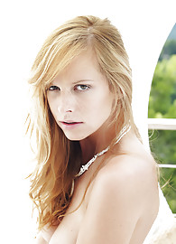 Carmen Gemini Photo 2