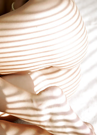 Suzie Carina Photo 10