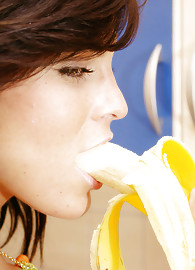 Nelli Hunter Photo 14