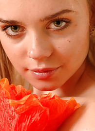 Samantha Bentley Photo 11