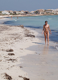 Sylvie Sinner Photo 4