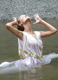 Julia Kristy Photo 6