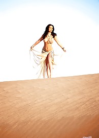 Aria Giovanni Photo 1