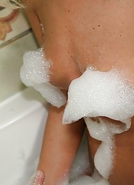 Cameron Gold Photo 7