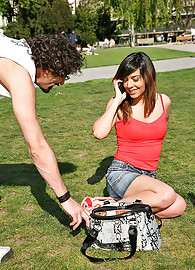 Lou Charmelle Photo 7