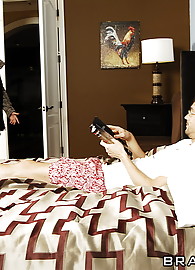 Dayna Vendetta Photo 7