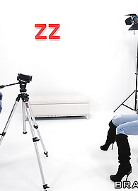 Kagney Linn Karter Photo 4