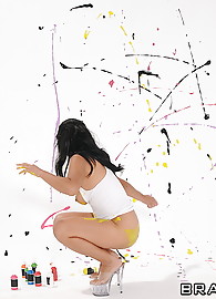 Cassandra Cruz Photo 7