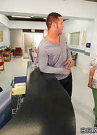 Alexa Nicole Photo 4