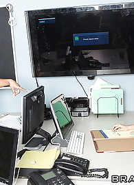 Brooke Jameson Photo 9