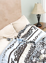 Abbey Brooks Photo 15