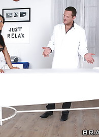 Sandra Romain Photo 12