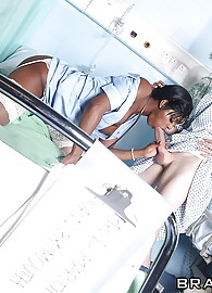 Jasmine Webb Photo 13