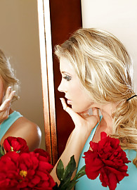 Samantha Saint Photo 2