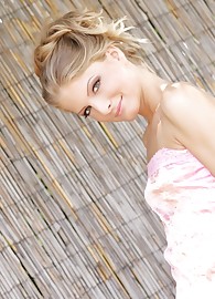 Cayenne Klein Photo 2