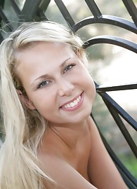 Renata Tomankova Photo 13