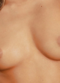 Aleska Diamond Photo 4