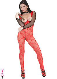 Christina Jolie Photo 6