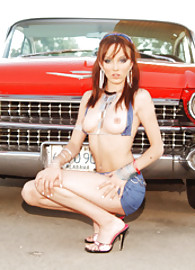 Charlie Laine Photo 8