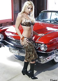 Bobbi Eden Photo 4