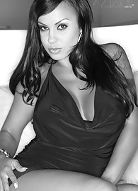 Mariah Milano Photo 3