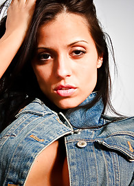 Janessa Brazil Photo 8