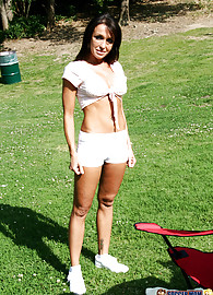 Kristina Cross Photo 12