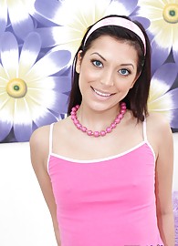 Audrianna Angel Photo 4