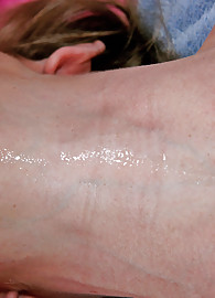 Aaliyah Jolie Photo 10