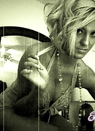 Ember Reigns Photo 8