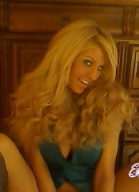 Ember Reigns Photo 1