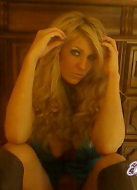 Ember Reigns Photo 2