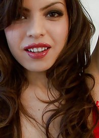 Yurizan Beltran Photo 1