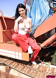 Adrianne Black Photo 4