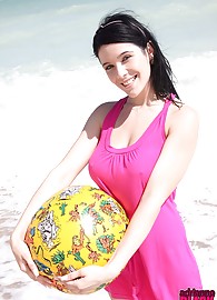 Adrianne Black Photo 3