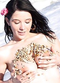 Adrianne Black Photo 11