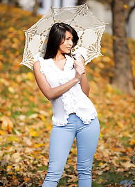 Ruth Medina Photo 11