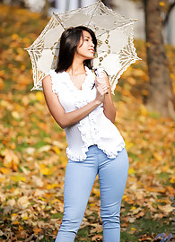 Ruth Medina Photo 12