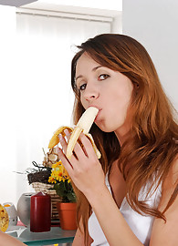 Inna Blossom Photo 3