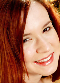 AnnaBelle Lee Photo 15