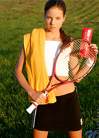 Belinda Nubiles Photo 1