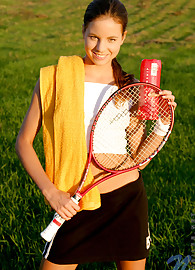 Belinda Nubiles Photo 2