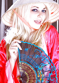 Danielle Trixie Photo 1