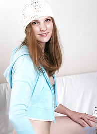 Jules Nubiles Photo 10