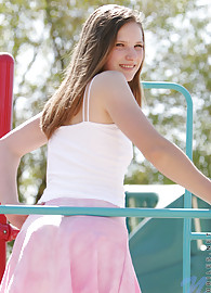 Jules Nubiles Photo 7