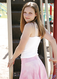 Jules Nubiles Photo 15