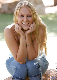 Kelli Stone Photo 14