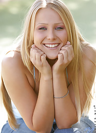 Kelli Stone Photo 15