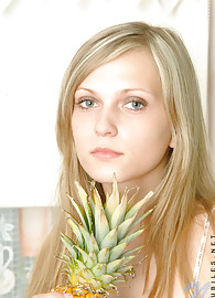 Kirsten Nubiles Photo 3